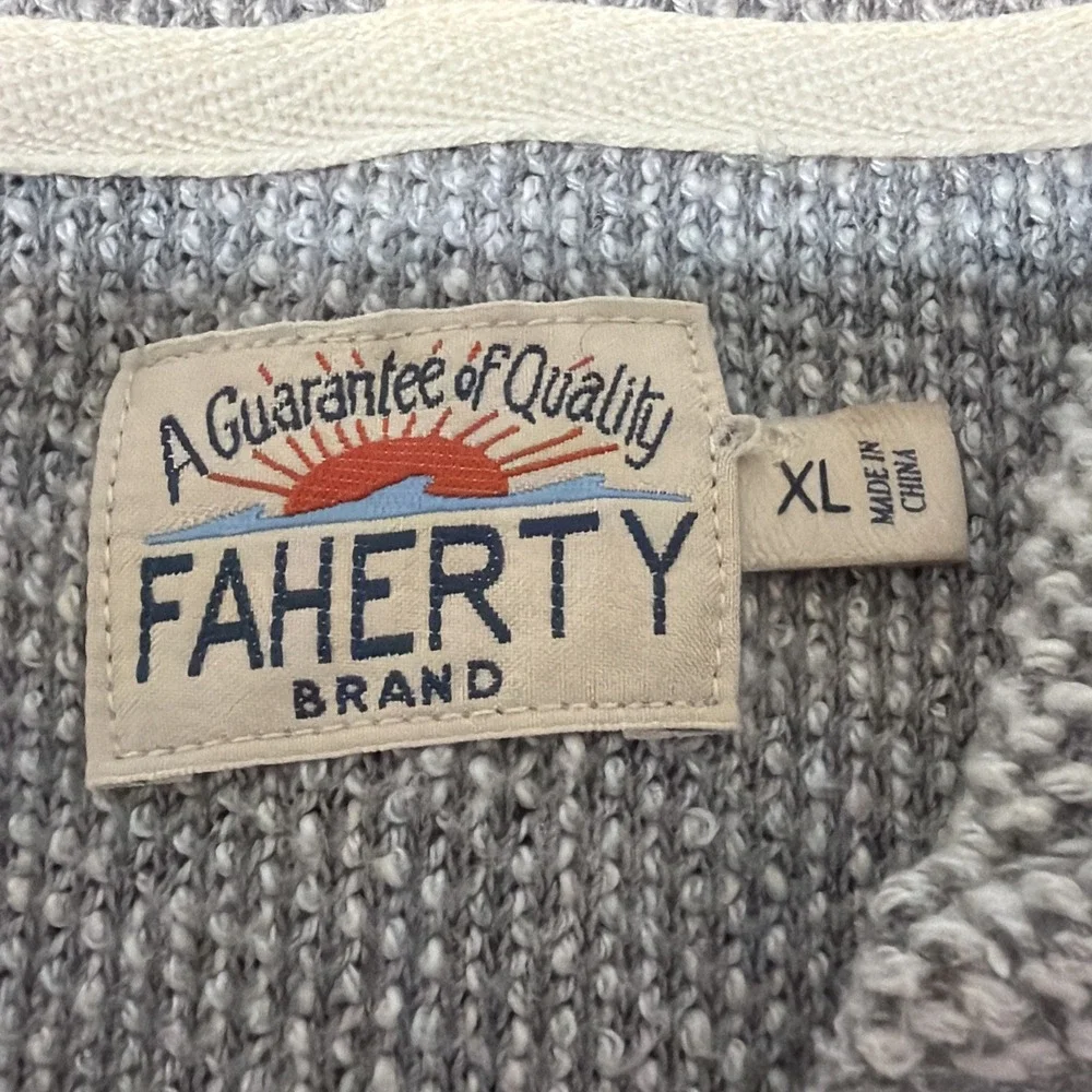 Faherty Whitewater Beach Hoodie Mens XL Gray Waffle Knit Pullover Sweater